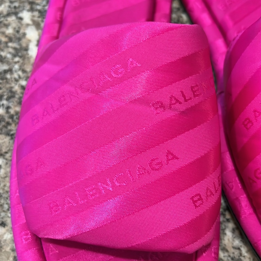 Balenciaga Fuchsia Pink Jacquard Hotel Flat Slides - Picture 9 of 11